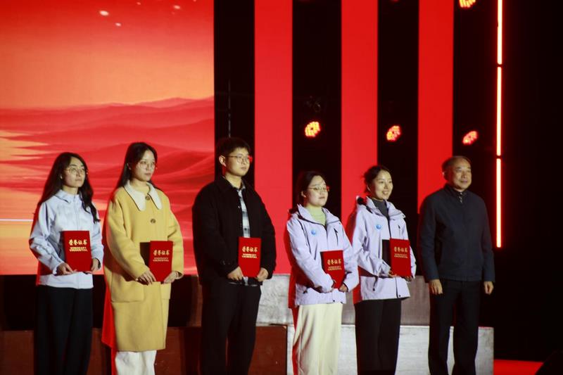 图片97.jpg 图片97.jpg